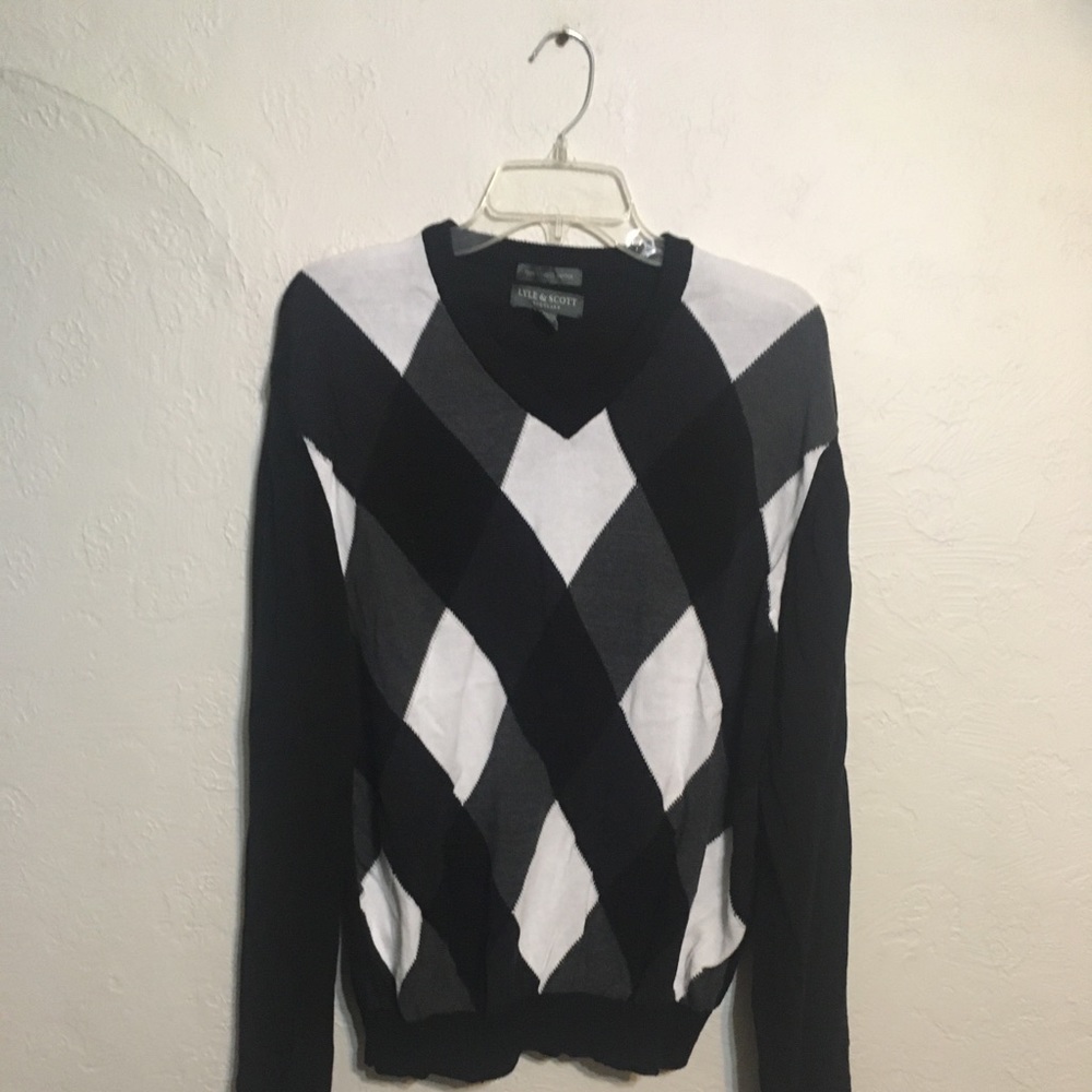 Lyle & Scott Scotland Vintage v-neck pullover sweater